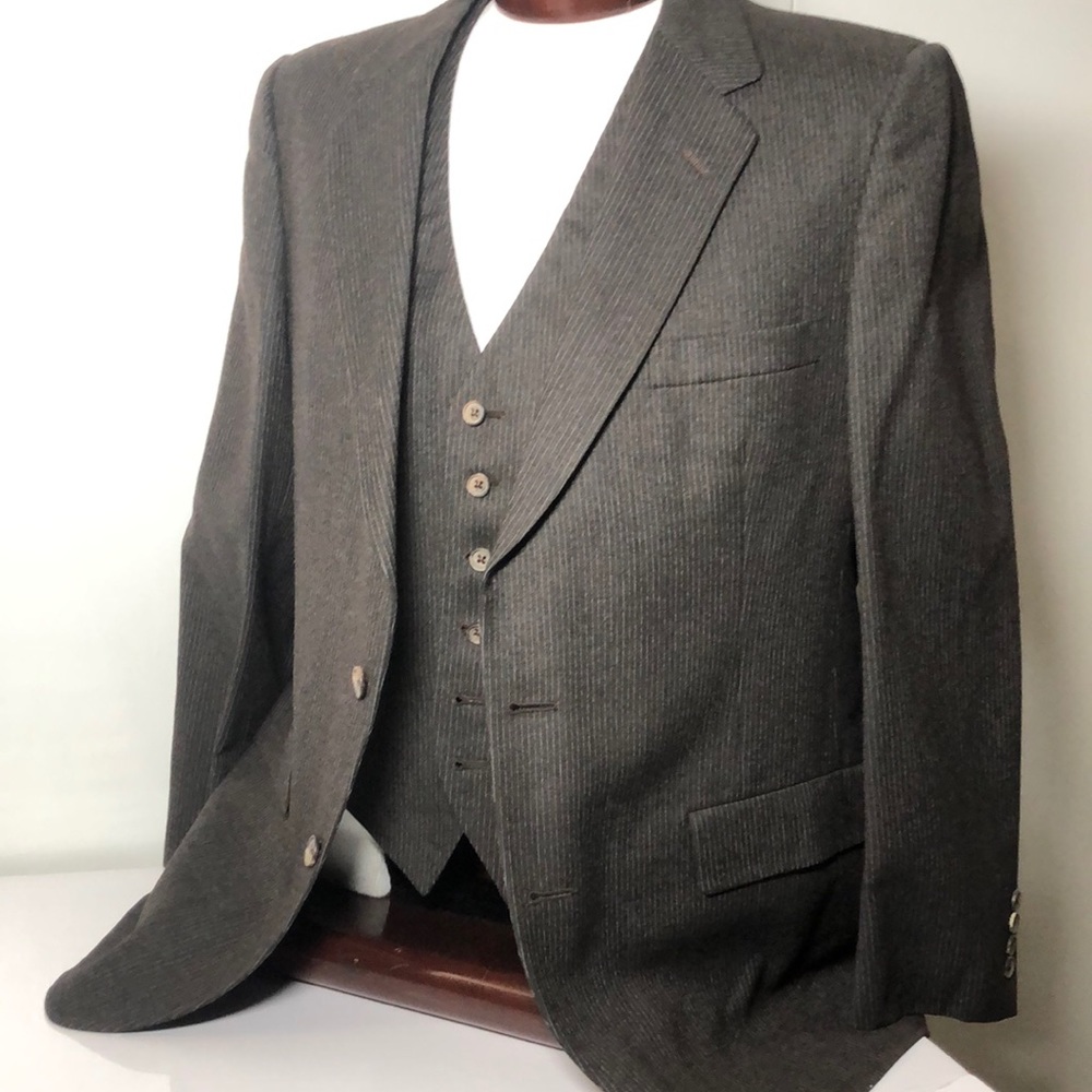 3 piece 2 button suit designed by Christian Dior chocolate pinstripe 44R 34W